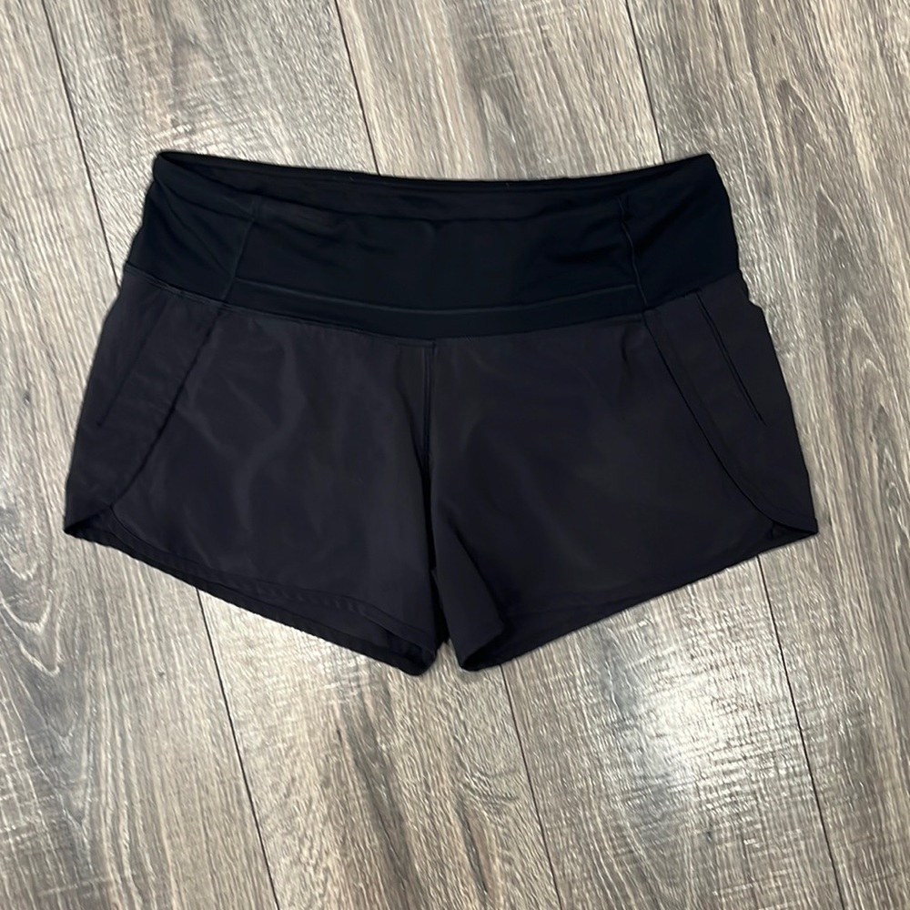 Lululemon Run Times Short *4-way Stretch Black size 6 excellent condition